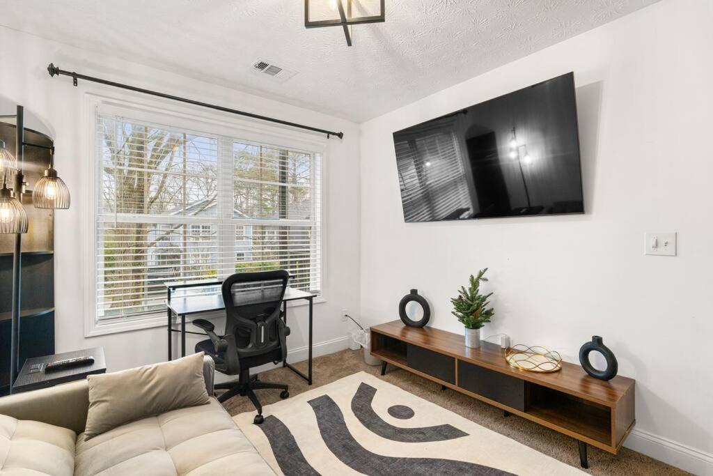 Modern 3Bd,2Ba Townhome Near Stadiums In Metro-Atl Atlanta Dış mekan fotoğraf