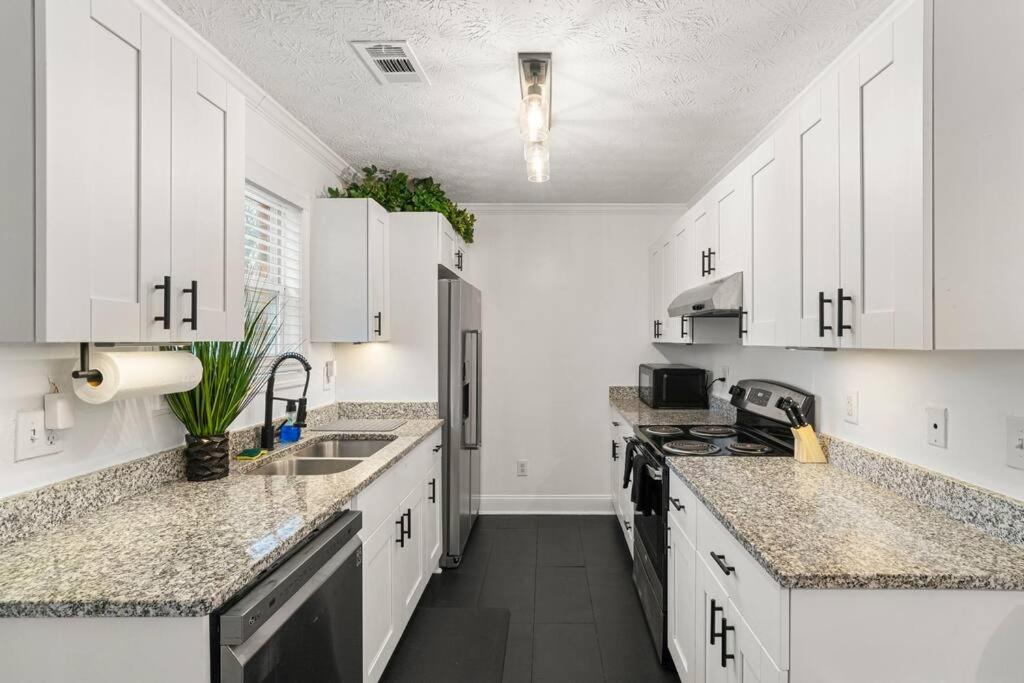 Modern 3Bd,2Ba Townhome Near Stadiums In Metro-Atl Atlanta Dış mekan fotoğraf
